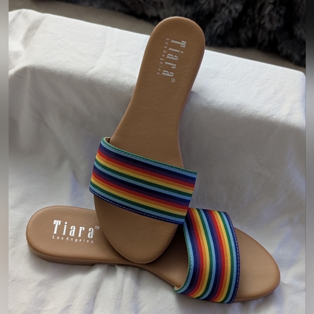 🆕 Women's SIZE 9 Rainbow Stripe Fabric Slip On Flat Sandals